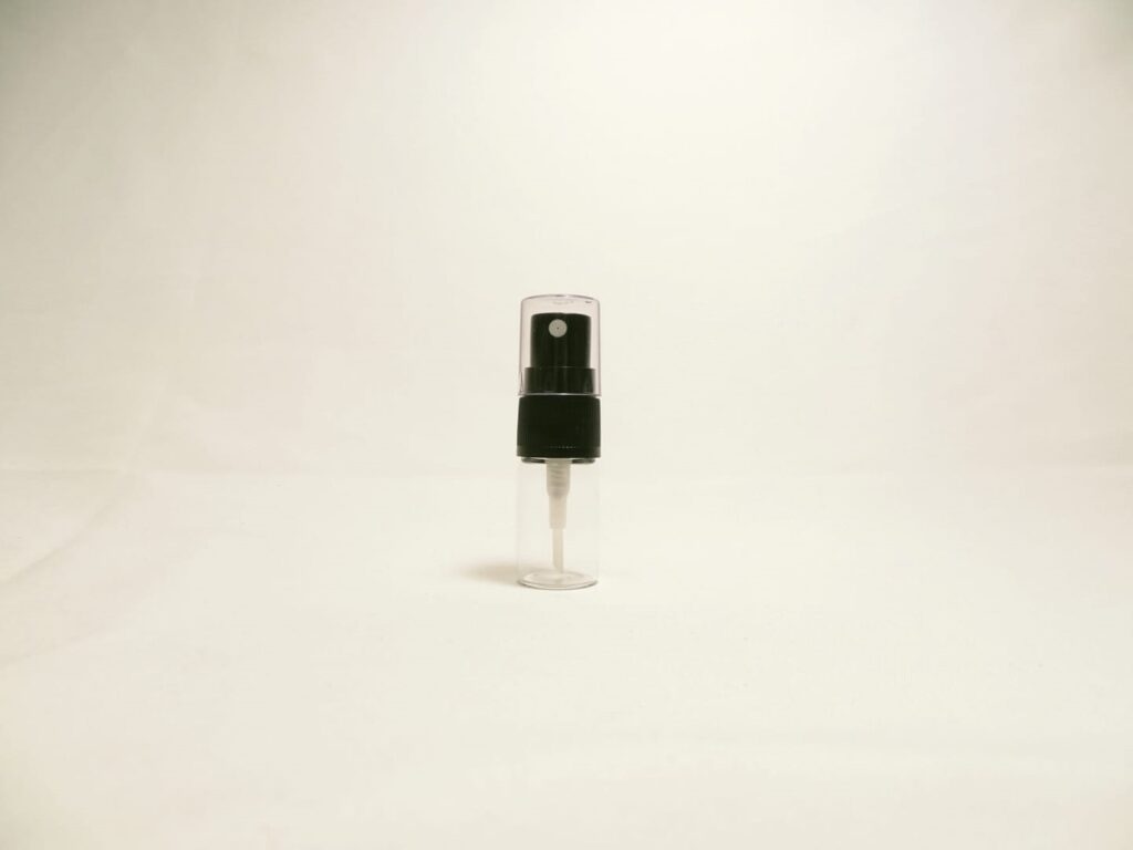 tubo vidrio transparente 7 ml con atomizador negro