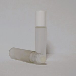 Roll-on-11,5-ml-vidrio-matizado-tapa-blanca-Fusté