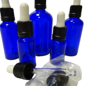 Frasco-vidrio-azul-cobalto-cuentagotas-OVII-negra-tetina-blanca-Fusté
